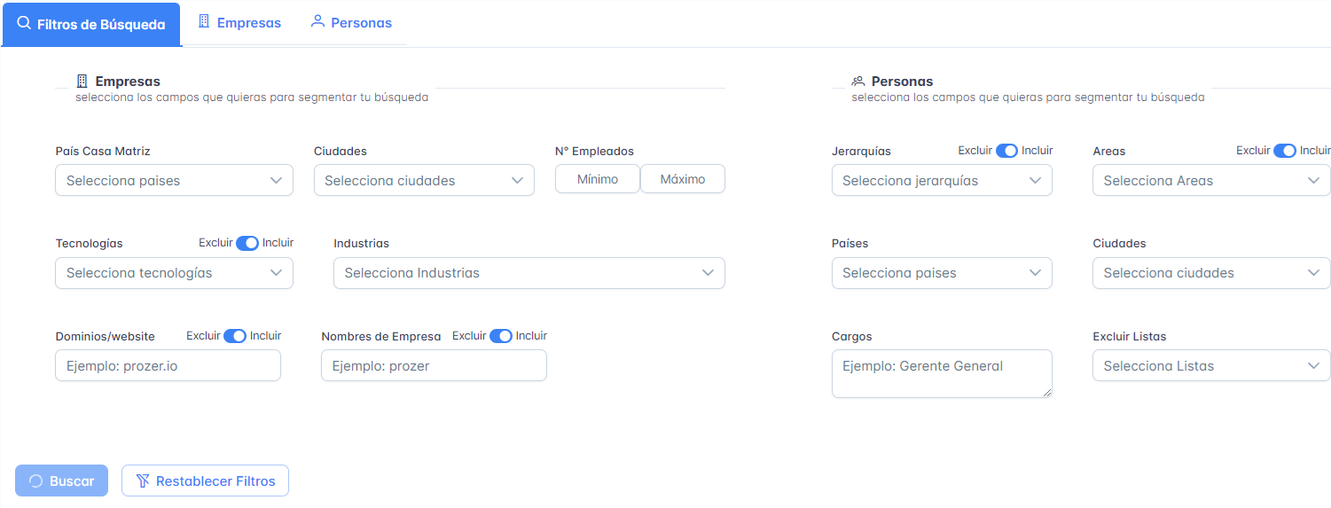 Interfaz de filtros avanzados en software de prospección comercial Prozer, mostrando opciones de segmentación por industria, tecnología, ubicación y cargos.

